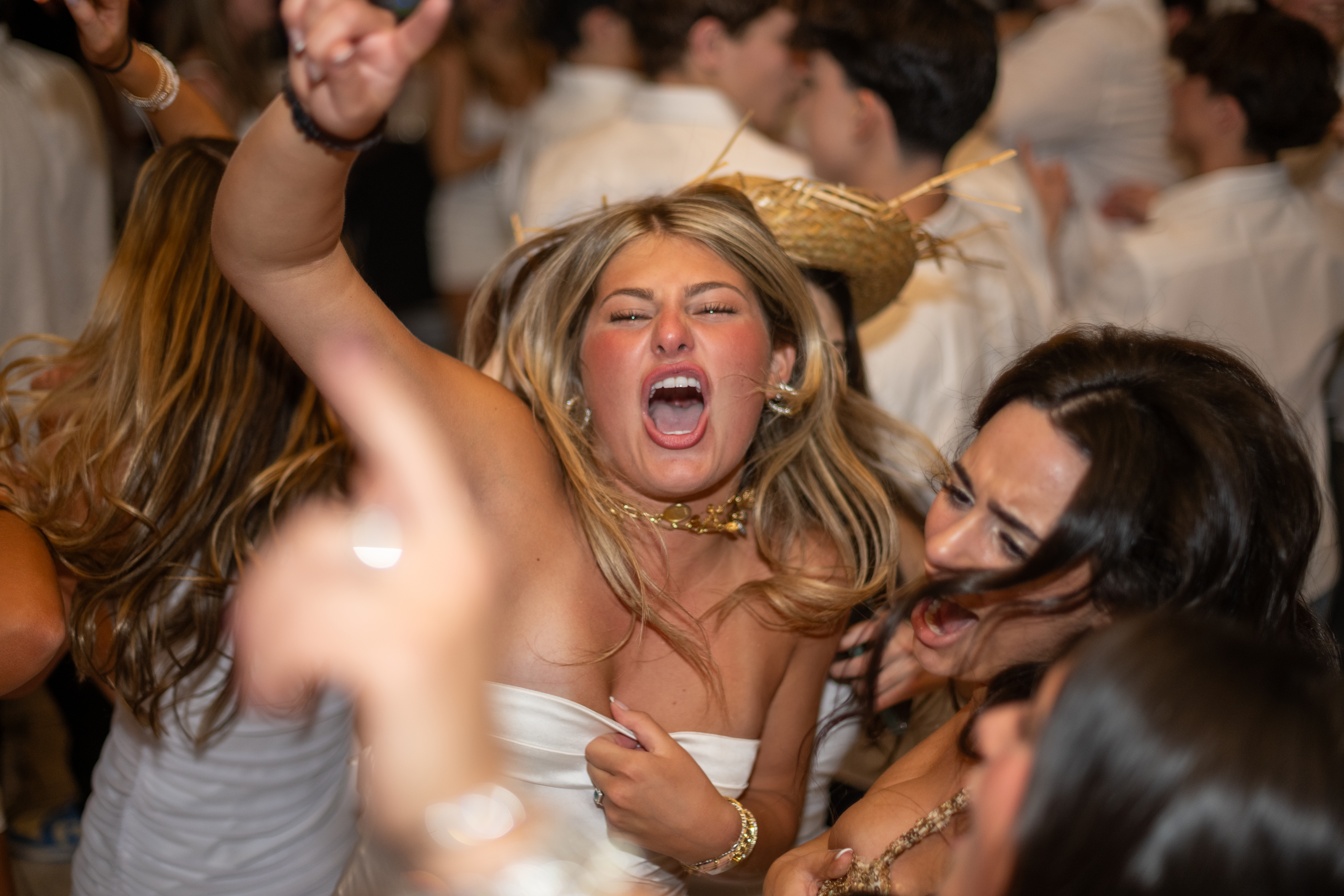 ALY_1390.jpg — Alyson's Sweet 16