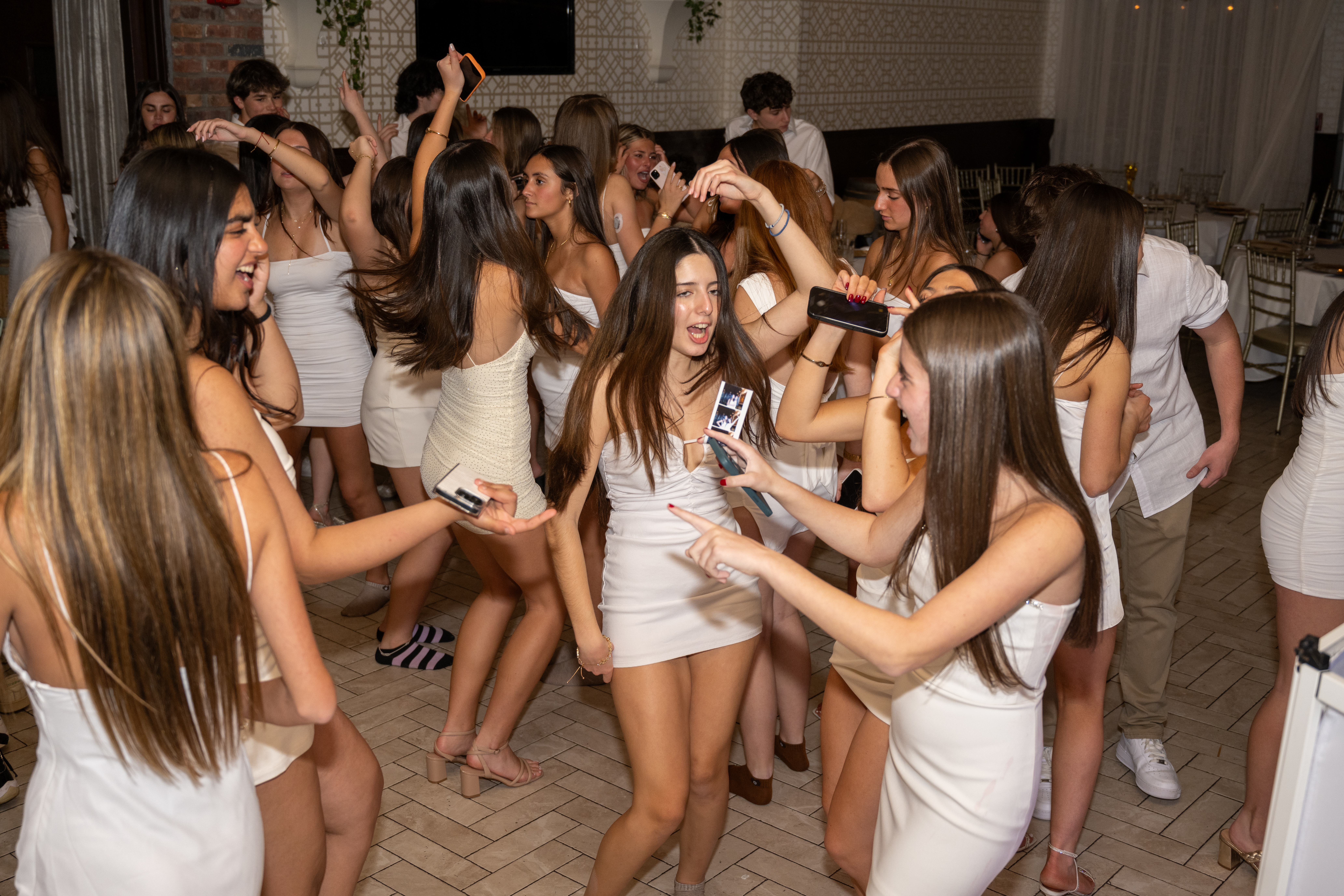 ALY_1767.jpg — Alyson's Sweet 16