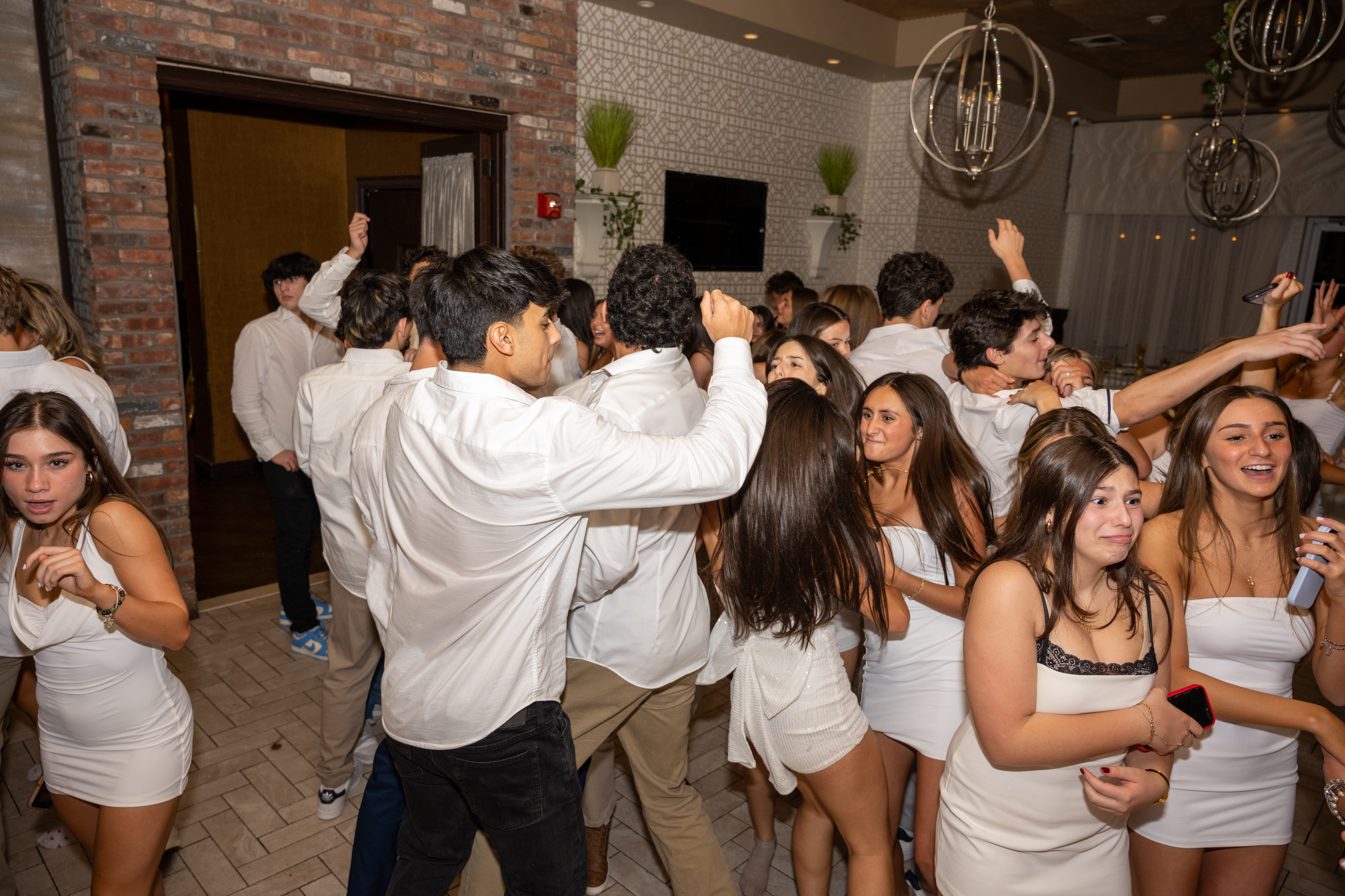 ALY_1821.jpg — Alyson's Sweet 16