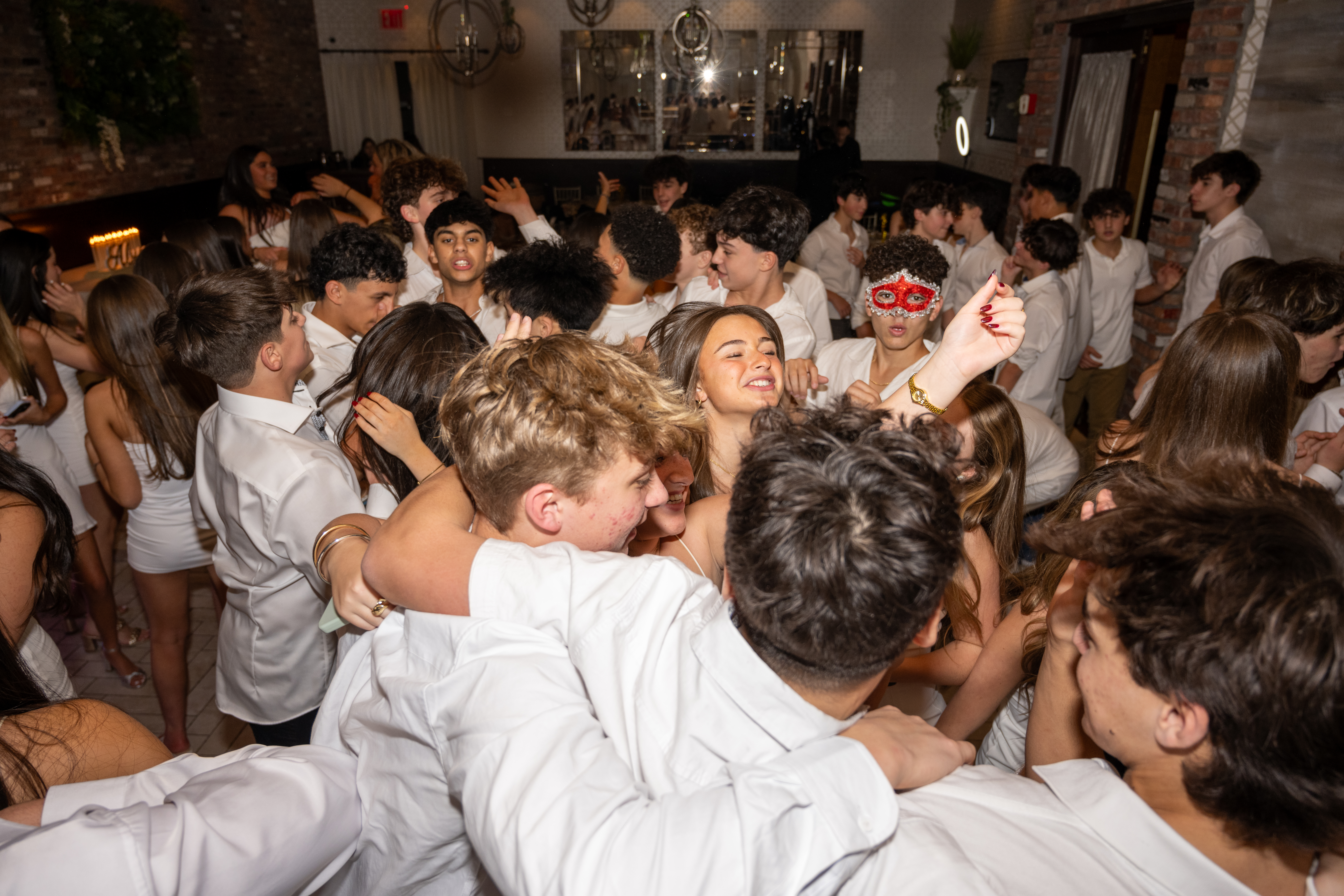 ALY_1828.jpg — Alyson's Sweet 16