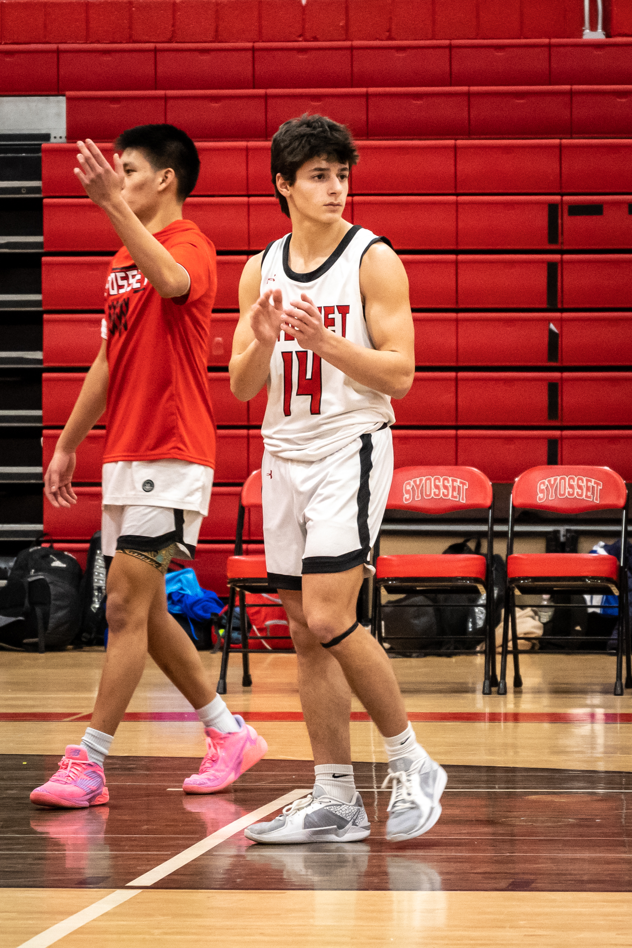 JAM_2053-Cropped.jpg — James Basketball 2025