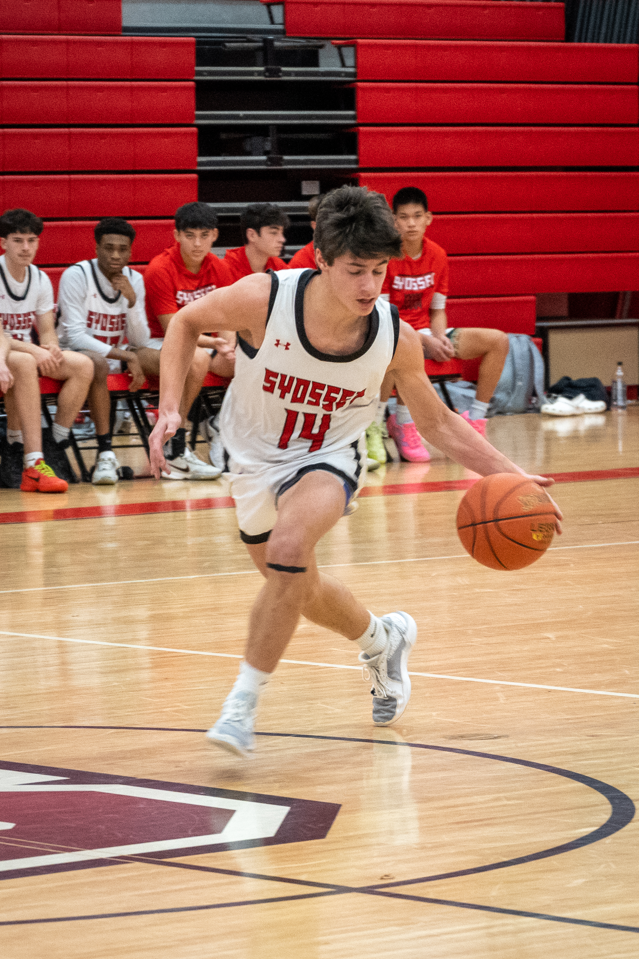 JAM_2138-Cropped.jpg — James Basketball 2025