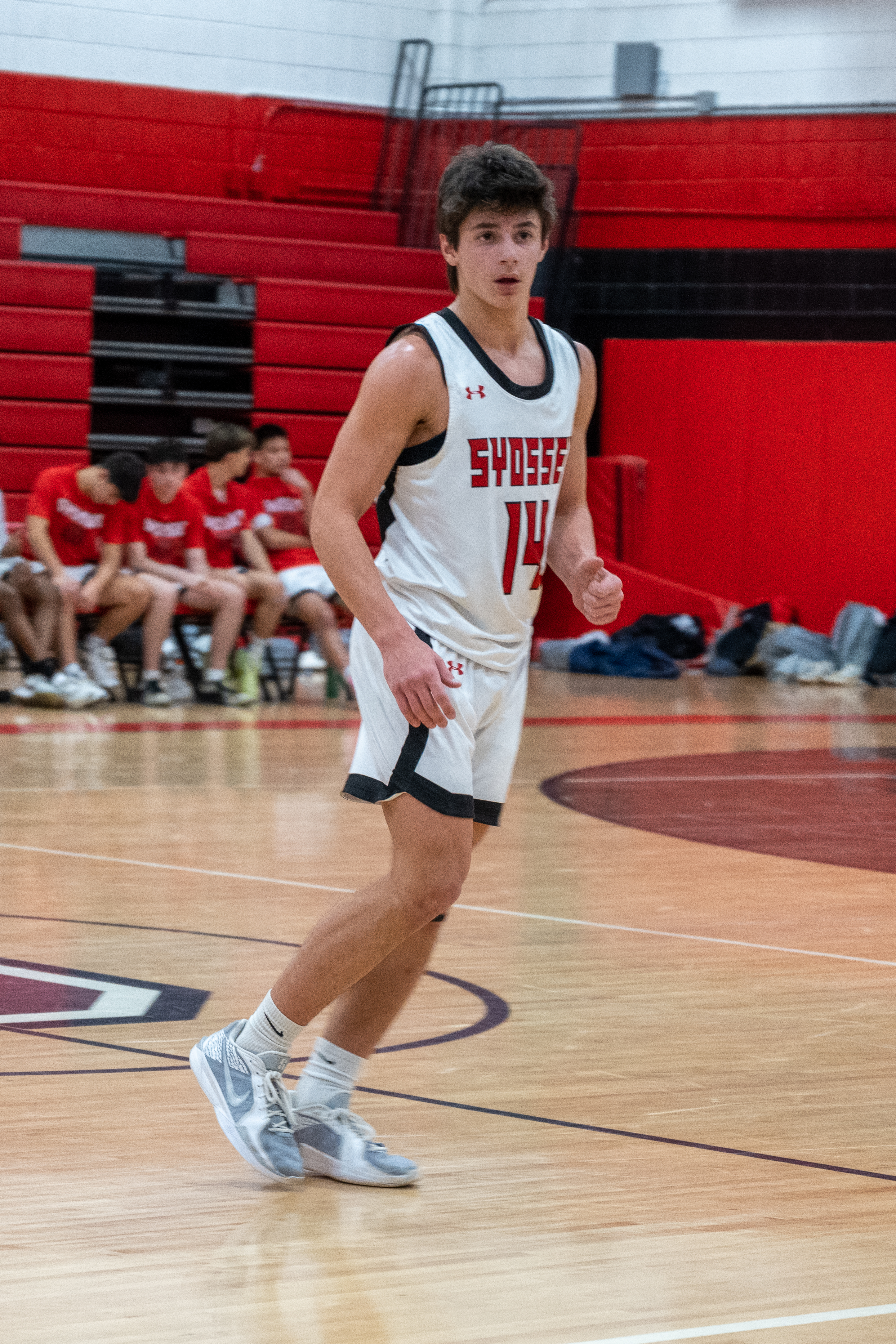 JAM_2197-Cropped.jpg — James Basketball 2025