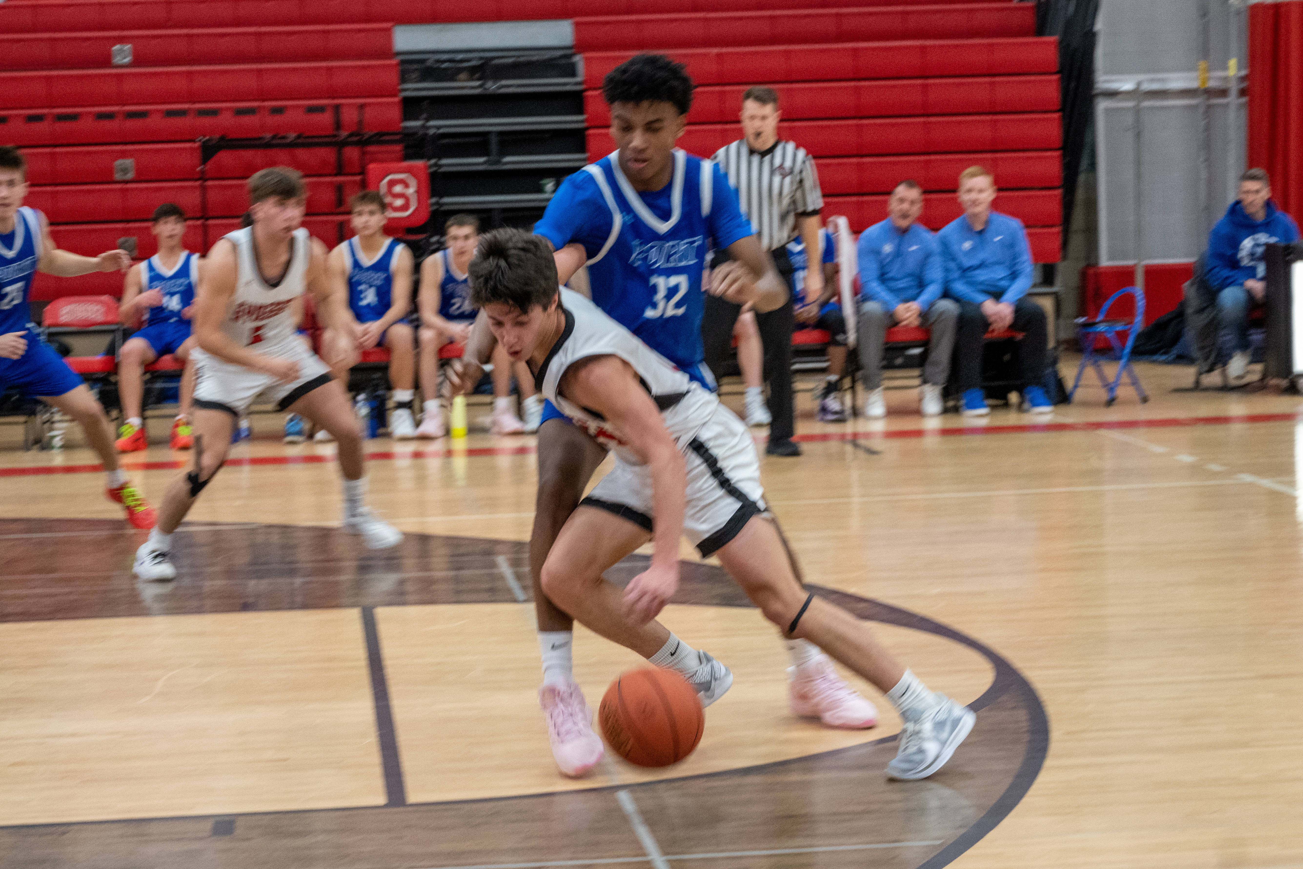 JAM_2259-Cropped.jpg — James Basketball 2025