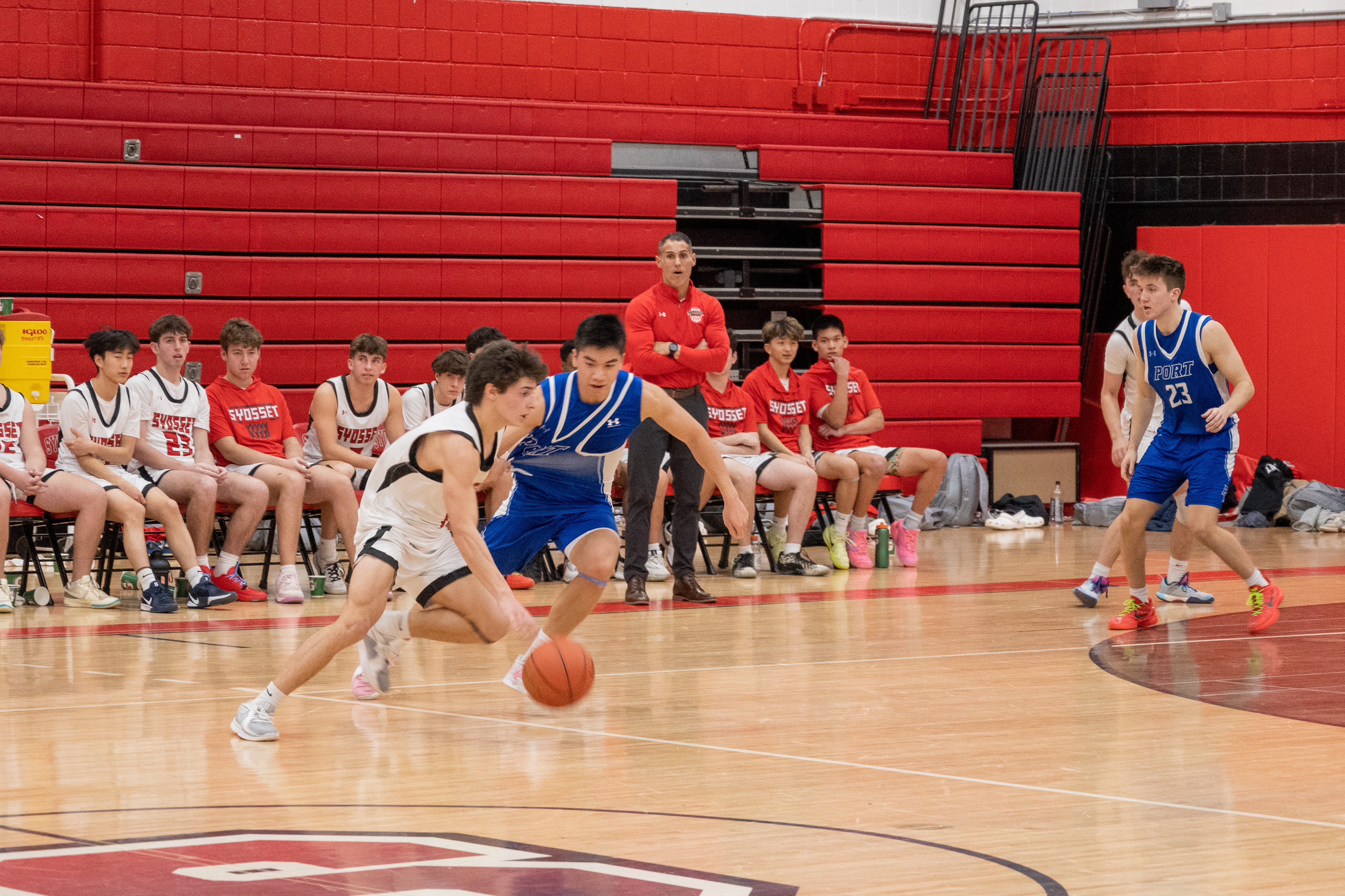 JAM_2521-Cropped.jpg — James Basketball 2025