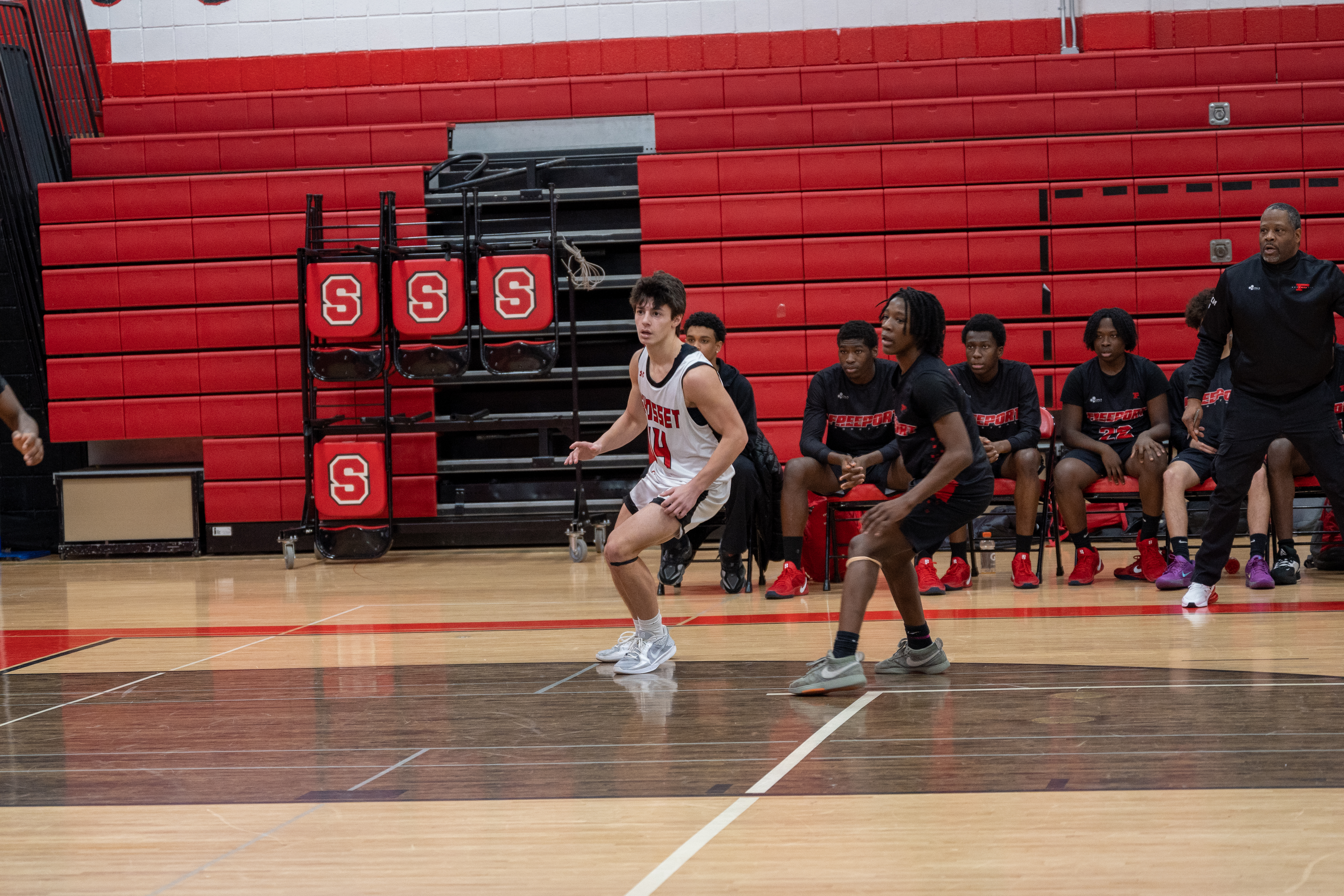 JAM_2891.jpg — James Basketball 2025