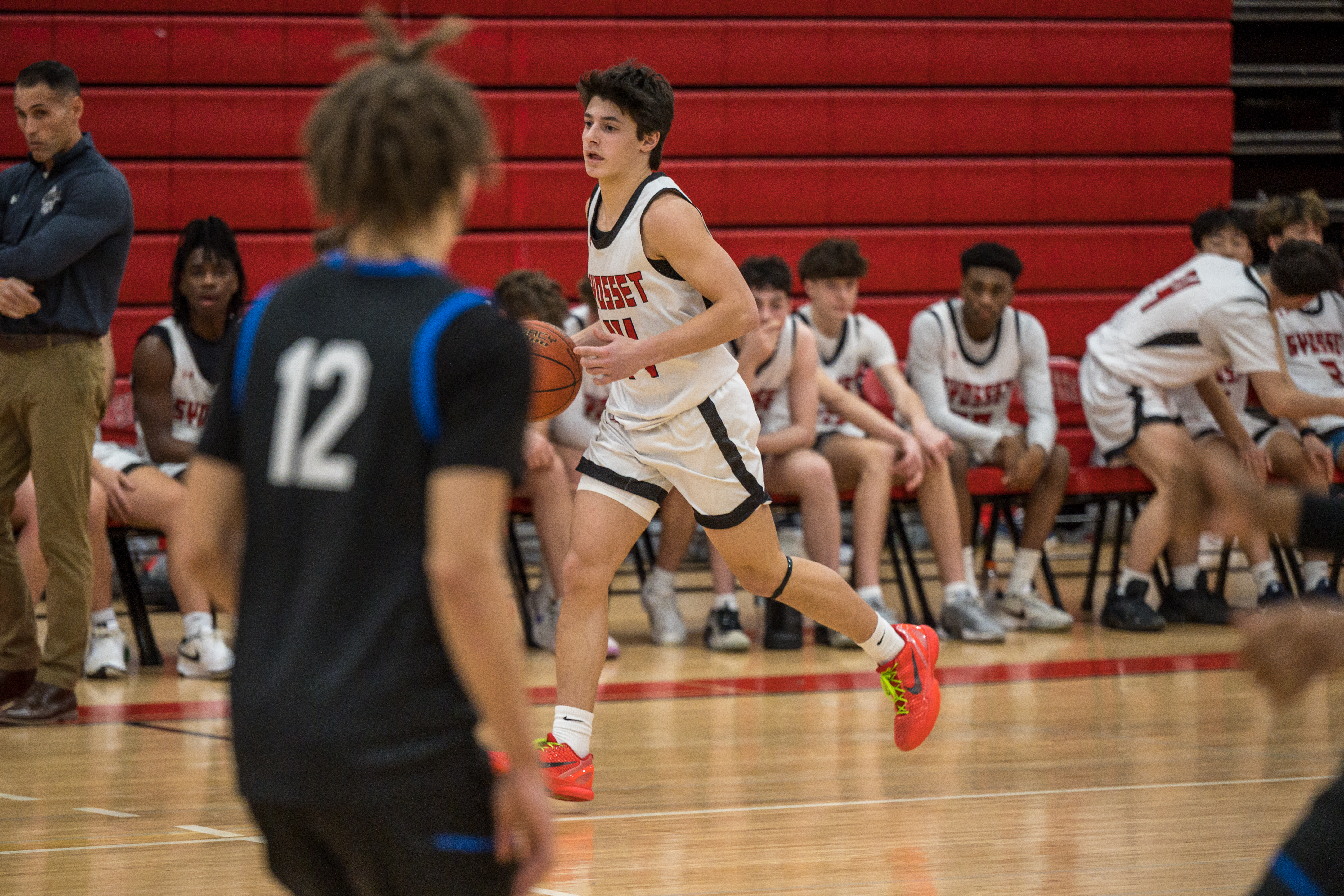 JAM_3560.jpg — James Basketball 2025