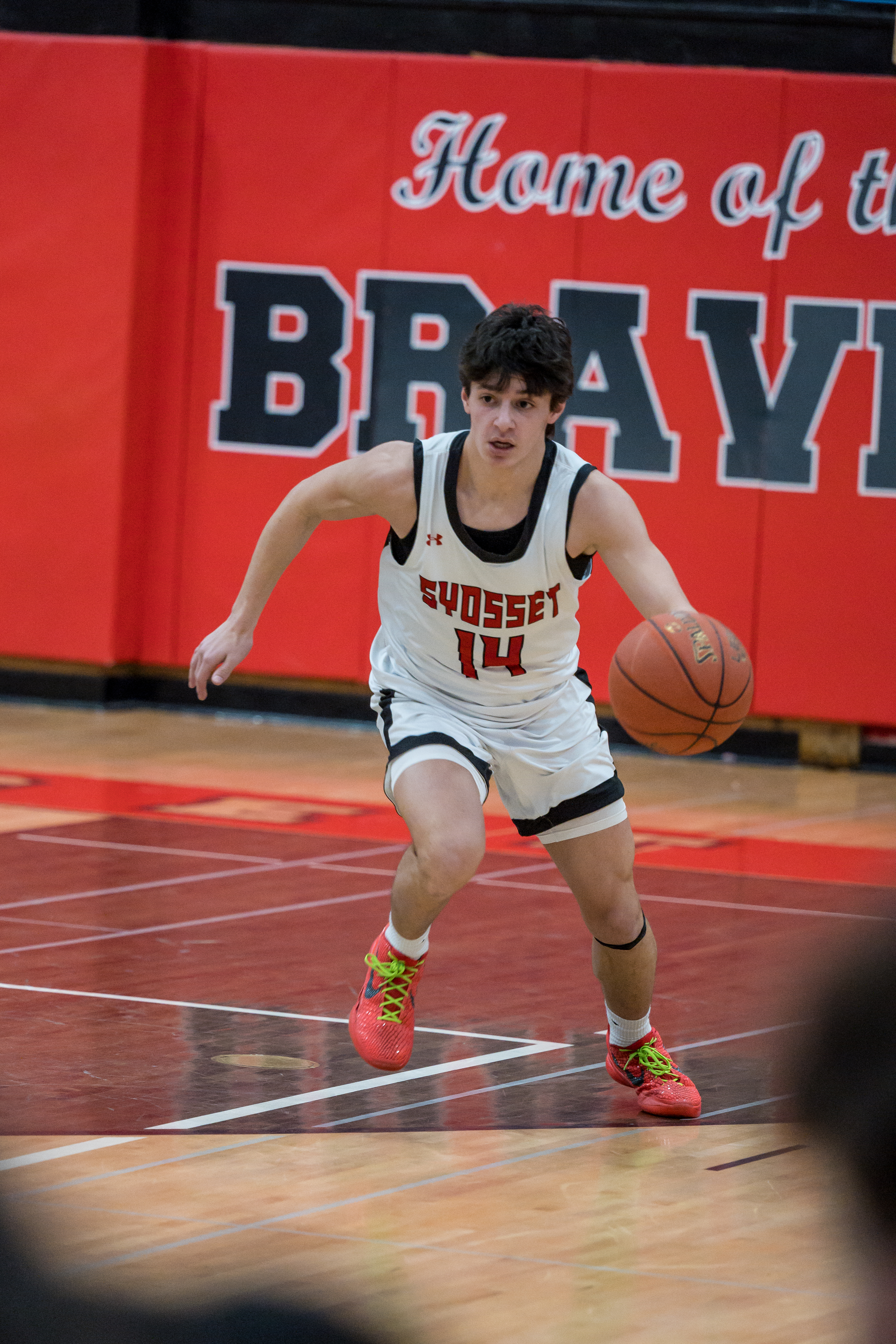 JAM_3578.jpg — James Basketball 2025