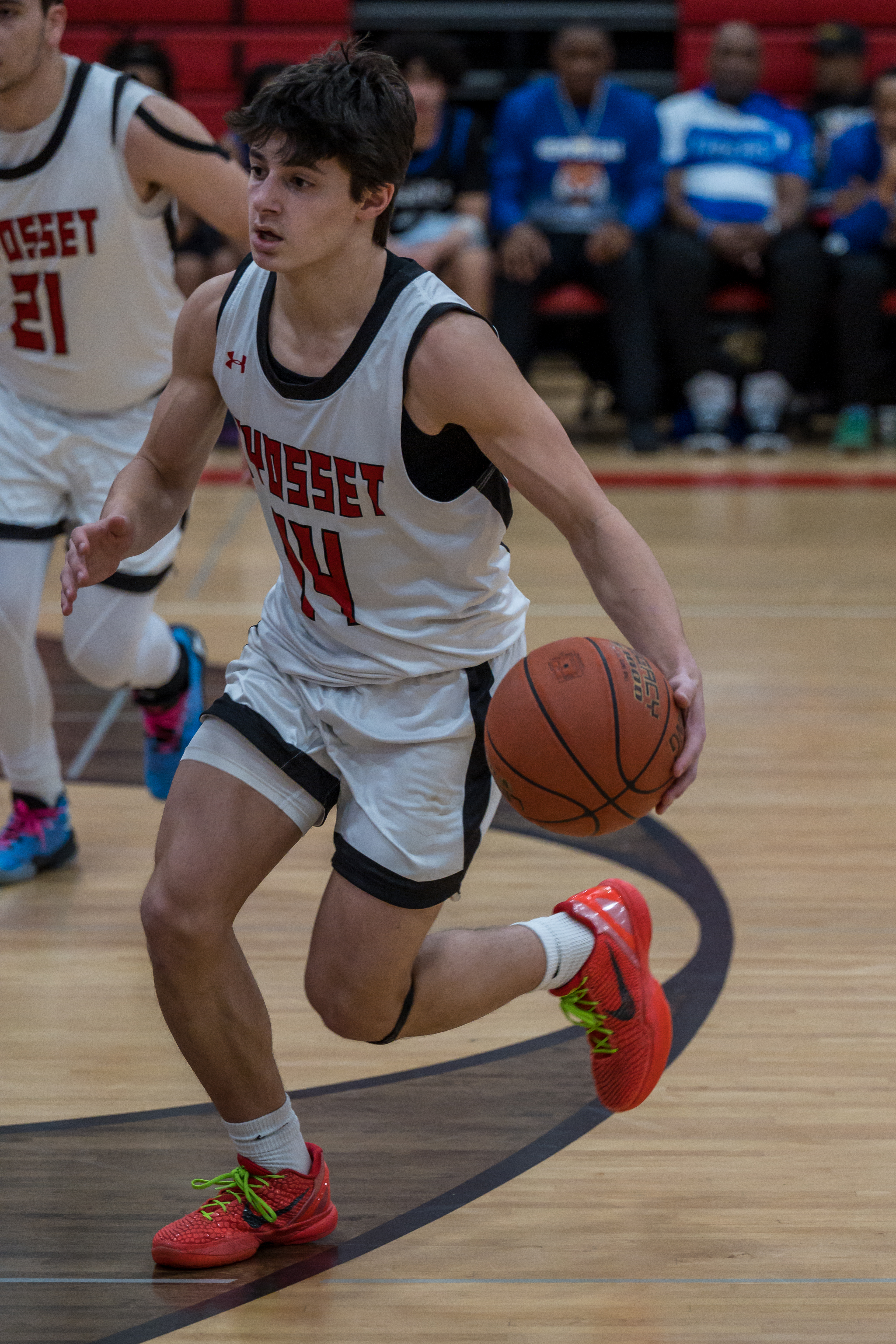 JAM_3589.jpg — James Basketball 2025
