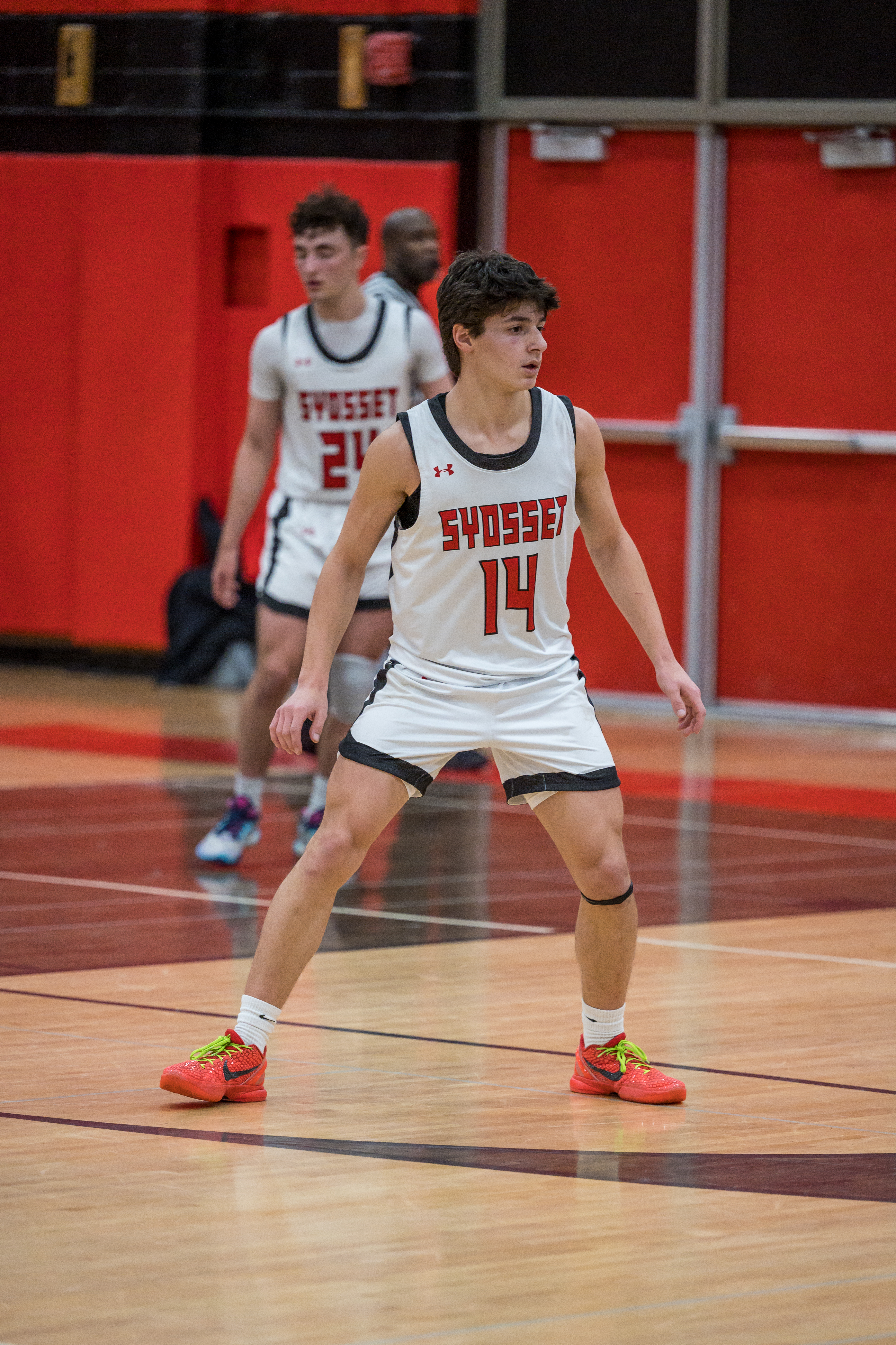 JAM_3607.jpg — James Basketball 2025