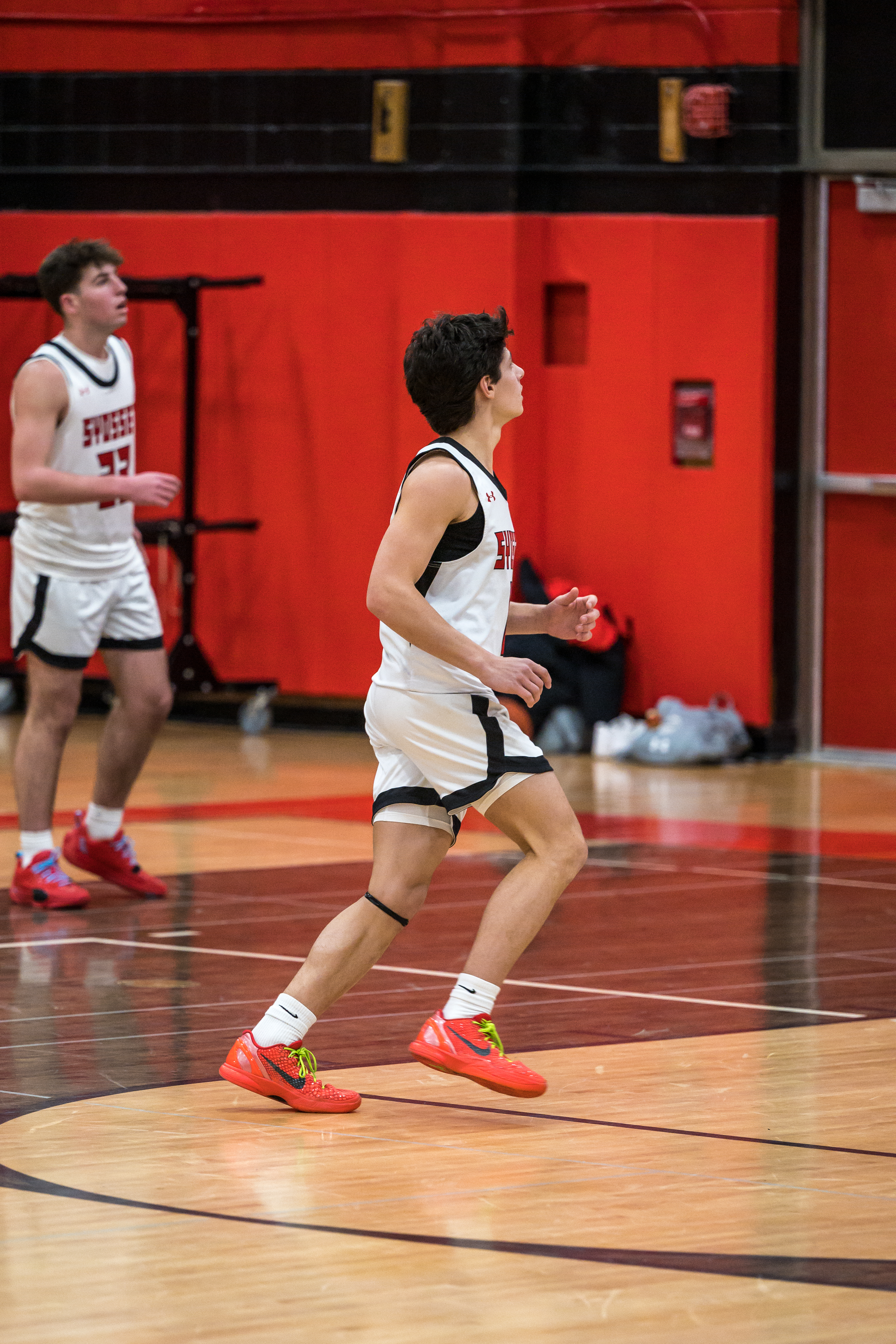 JAM_3641.jpg — James Basketball 2025