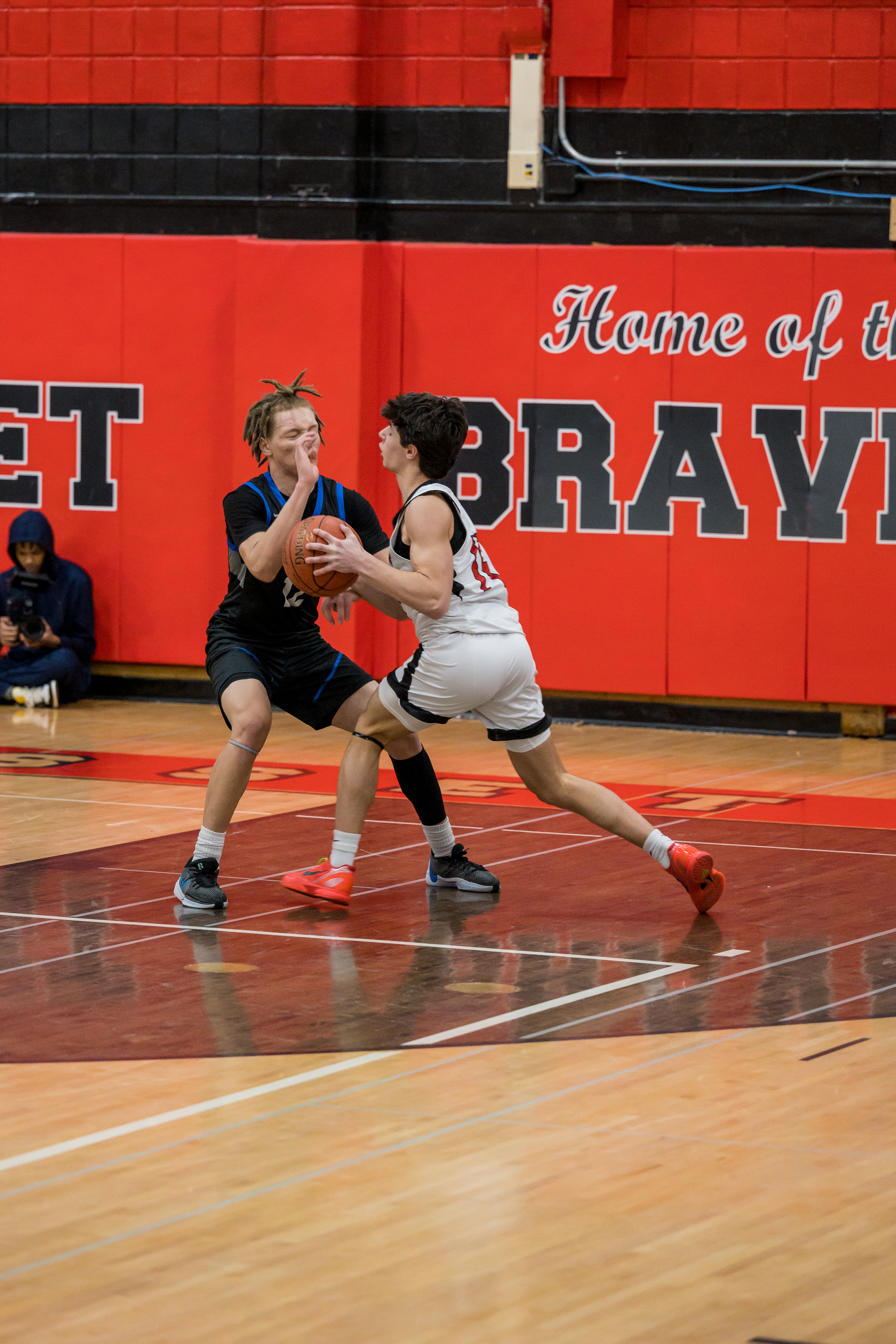JAM_3661.jpg — James Basketball 2025