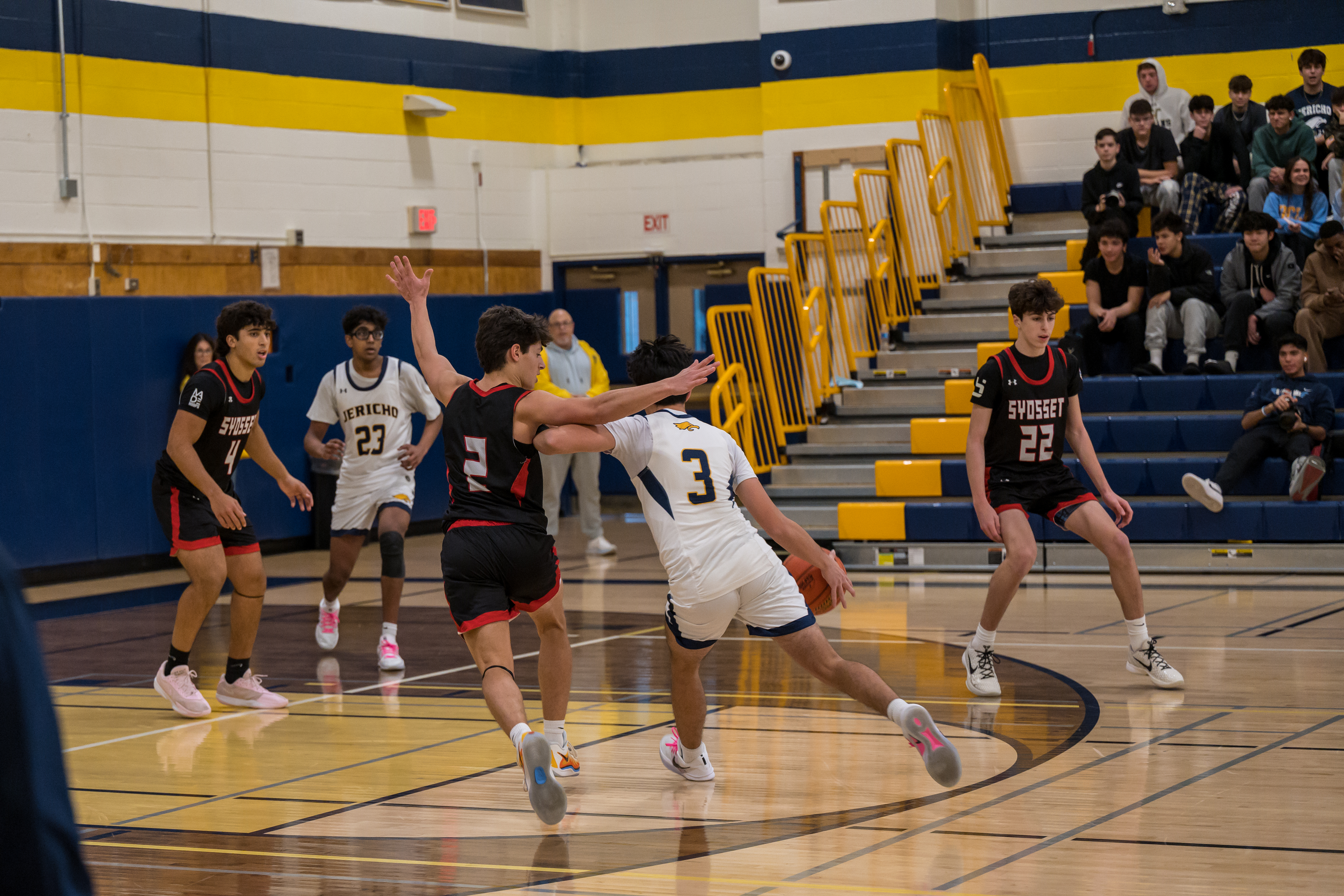 JBB_7608.jpg — James Basketball 2026