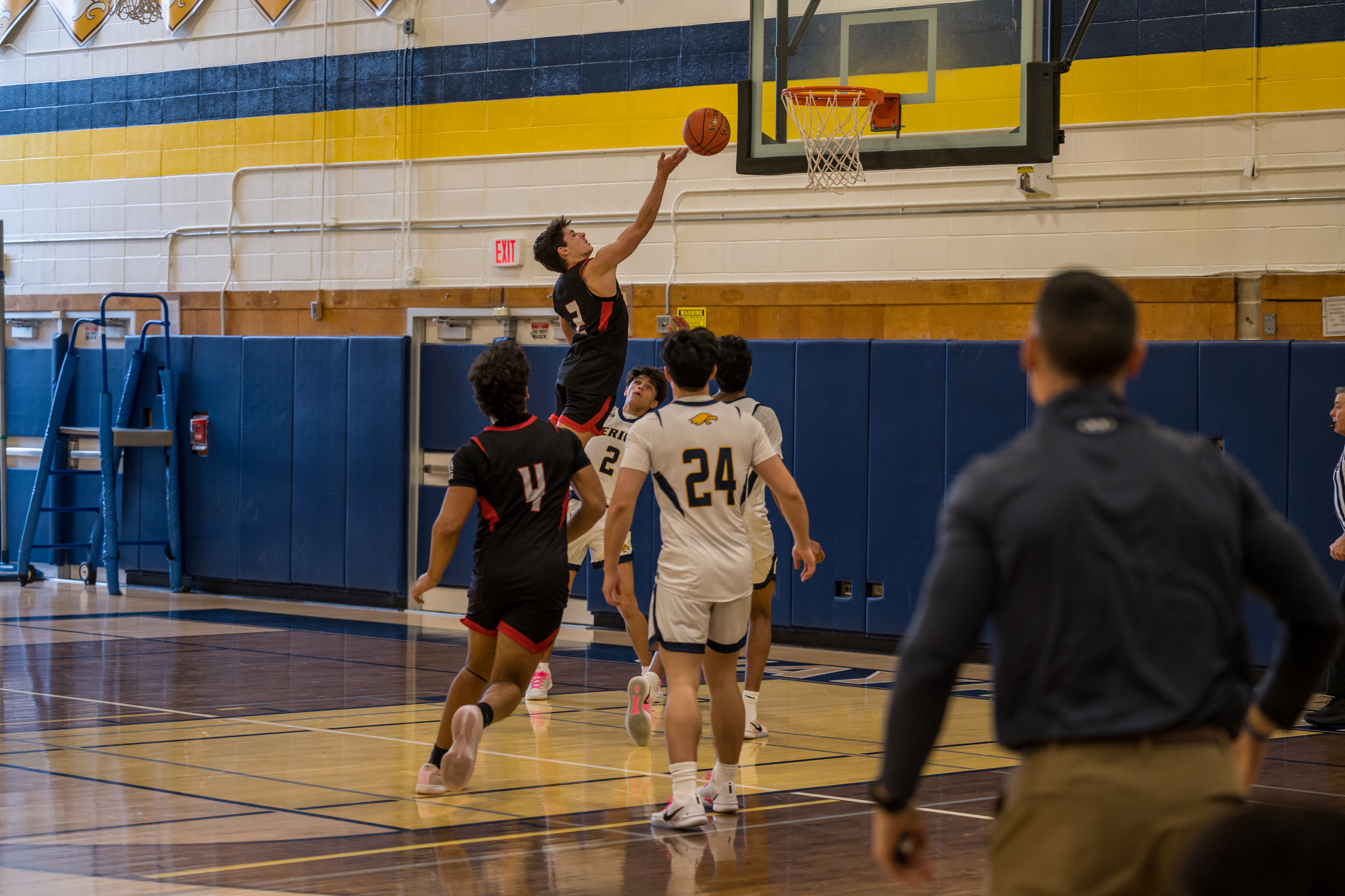 JBB_7743.jpg — James Basketball 2026
