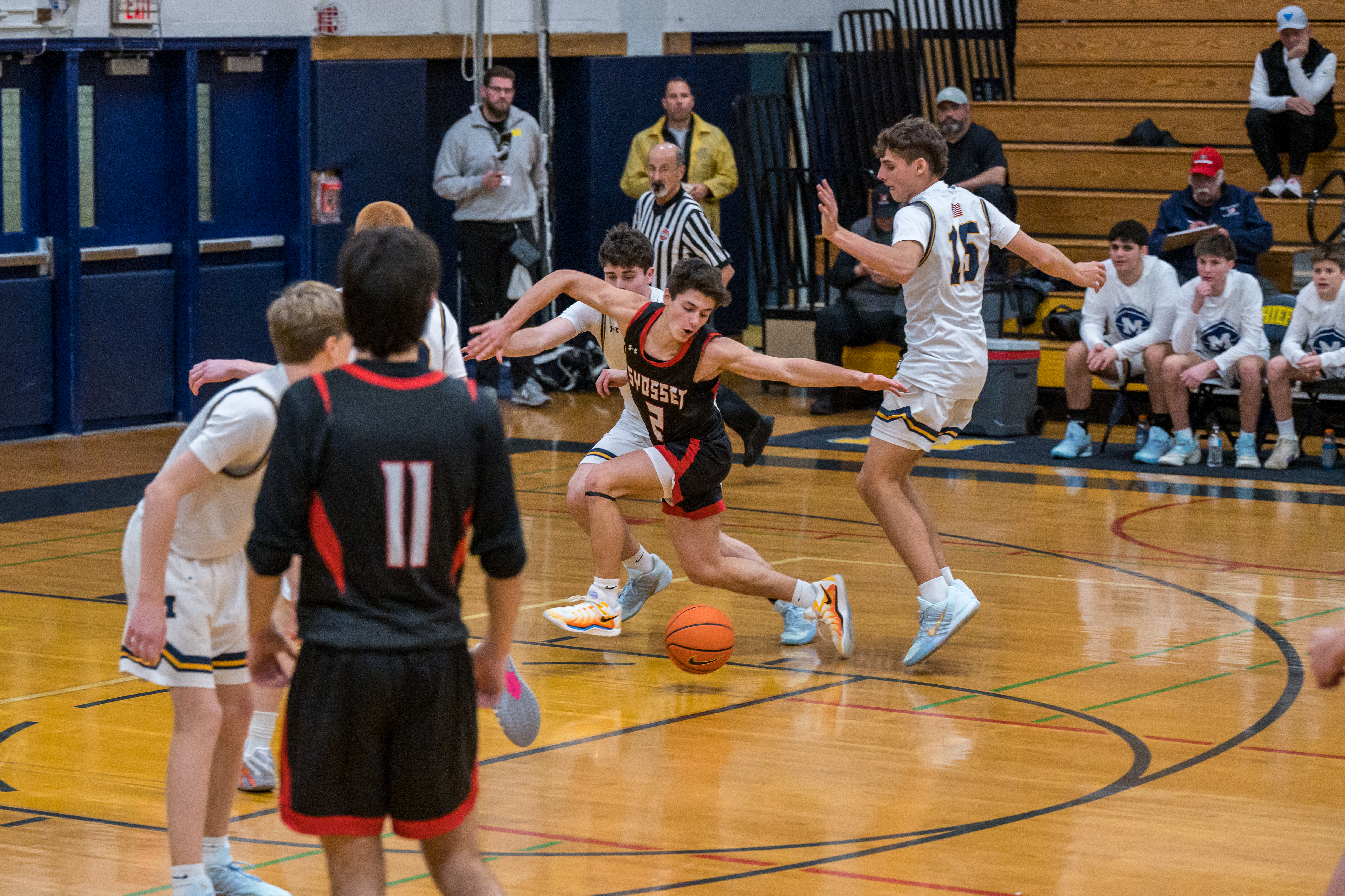 JBB_7805.jpg — James Basketball 2026