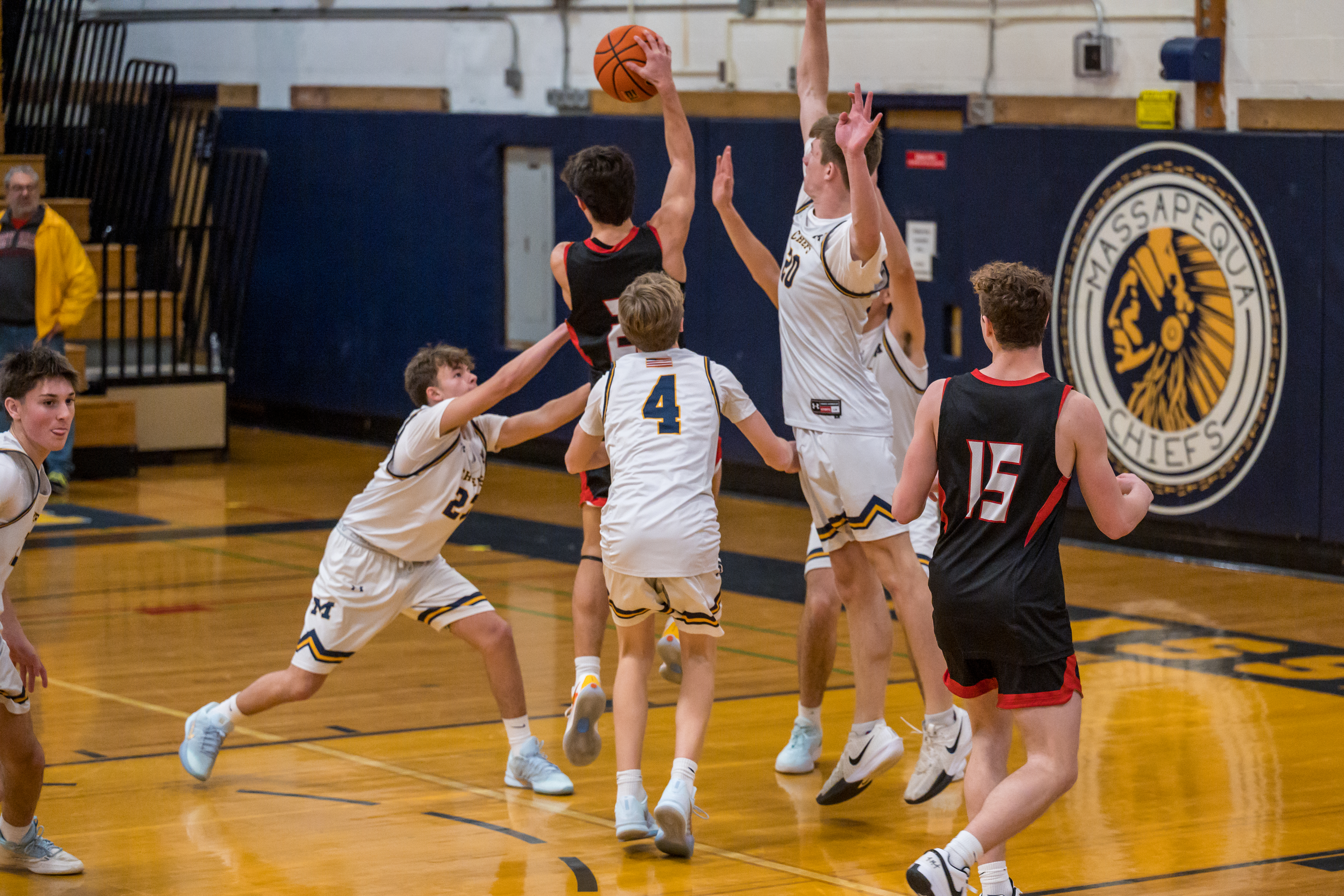 JBB_8033.jpg — James Basketball 2026