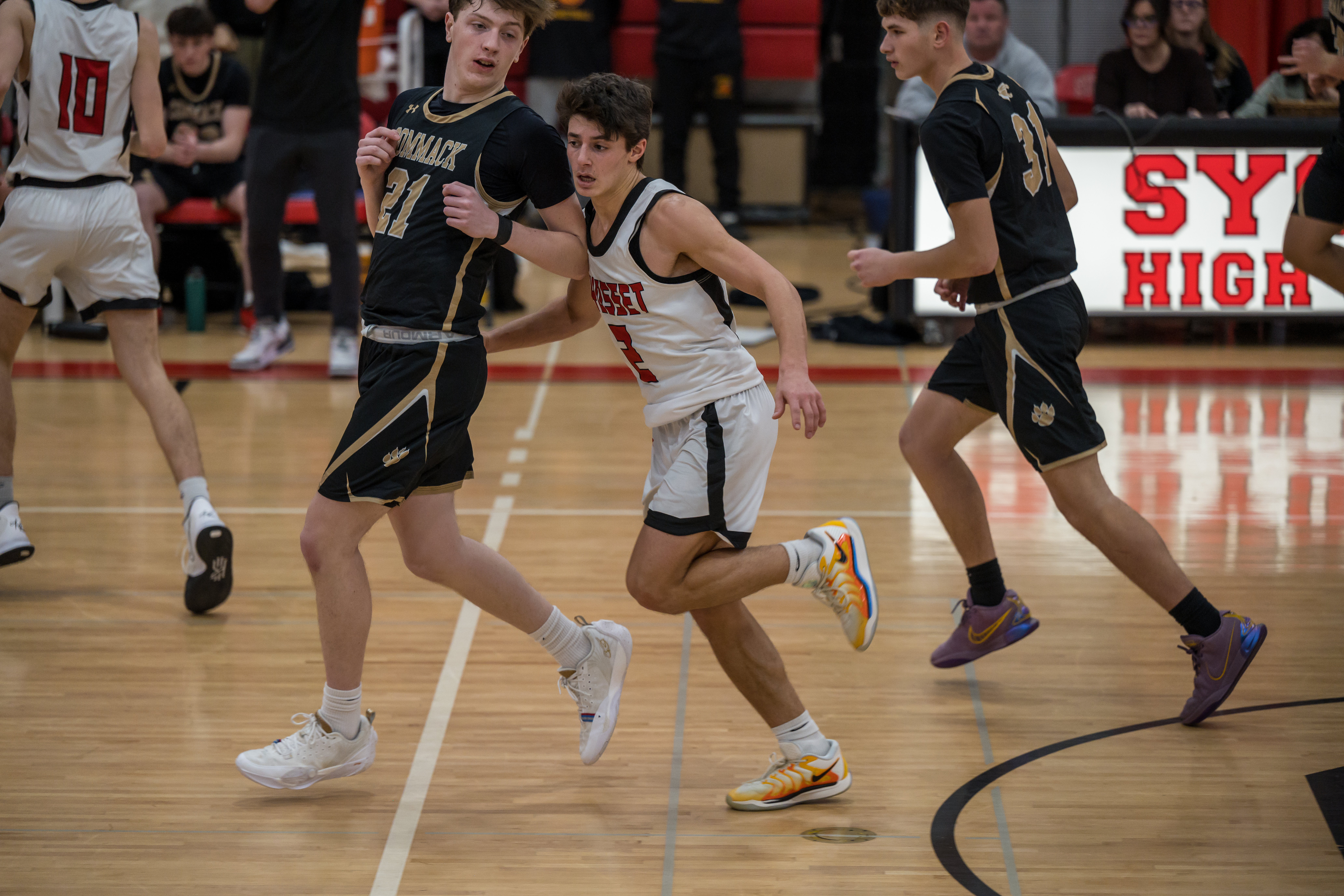 JBB_9346.jpg — James Basketball 2026